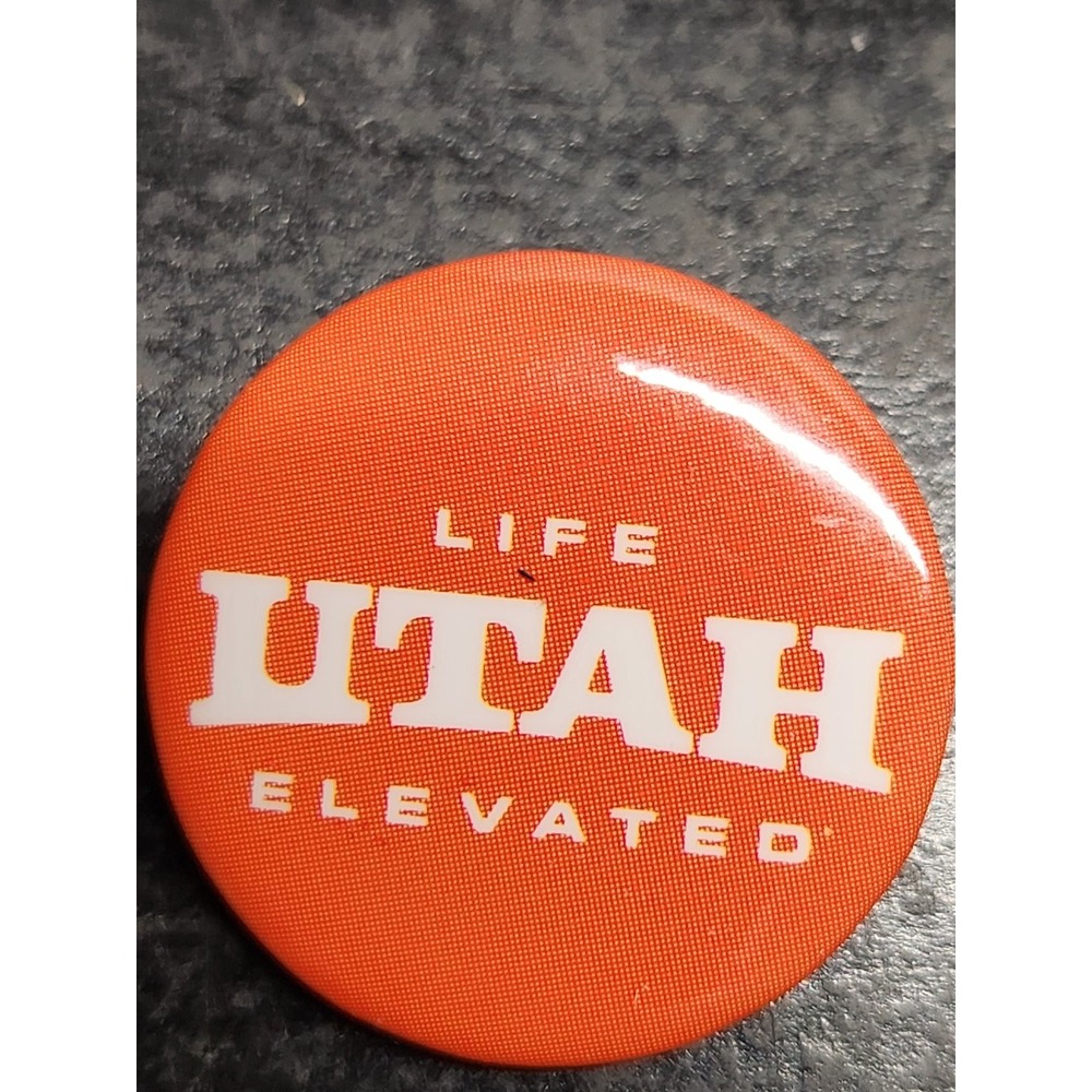 Utah Life Elevated Pinback Button 1.25 Round State Souvenir Promo Orange